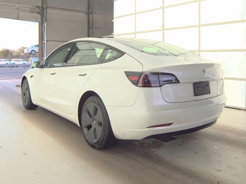 Used 2023 Tesla Model 3 Standard Range RWD image 6