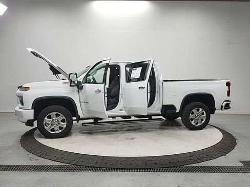 Used 2023 Chevrolet Silverado 3500 LTZ w/ Z71 Chrome Sport Edition image 12