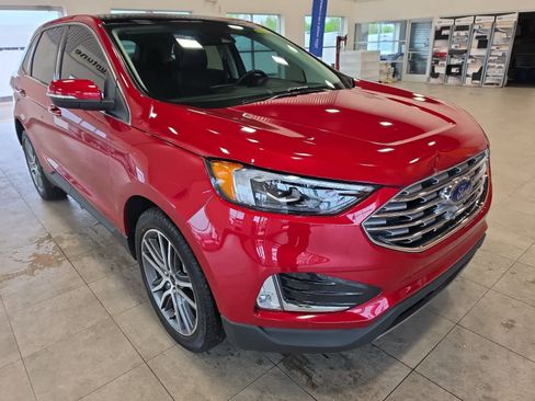 Used 2024 Ford Edge Titanium w/ Equipment Group 301A AWD/4WD image 5