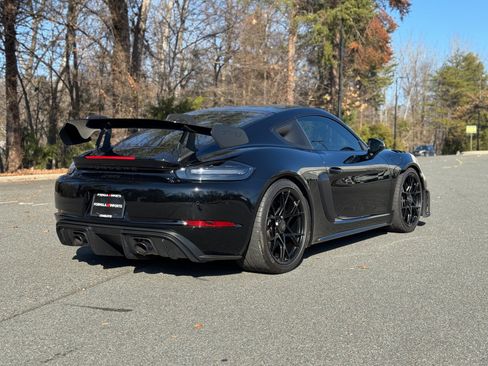 Used 2025 Porsche 718 Cayman GT4 RS image 12