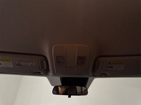 Used 2018 MAZDA CX-5 Touring image 37