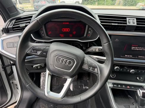 Used 2024 Audi Q3 2.0T Premium AWD/4WD image 33