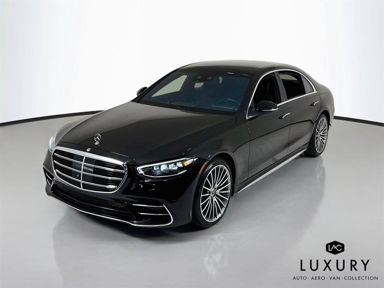 Used 2023 Mercedes-Benz S 500 4MATIC image 3