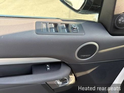 Used 2020 Land Rover Discovery Landmark AWD/4WD image 28