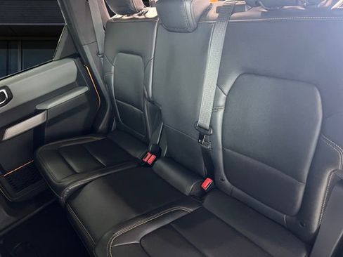 Certified 2022 Ford Bronco Badlands w/ Sasquatch Package image 13