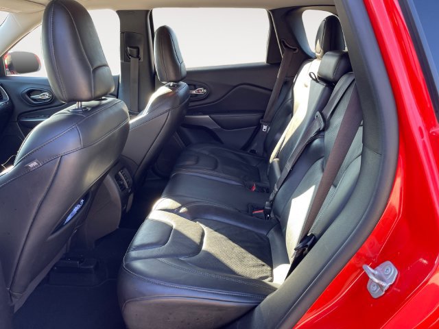 Used 2021 Jeep Cherokee Latitude Lux AWD/4WD image 13