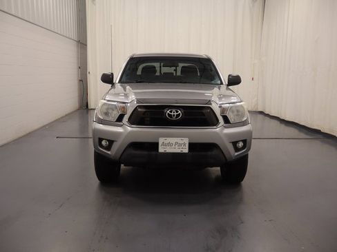 Used 2015 Toyota Tacoma 4x4 Double Cab image 3