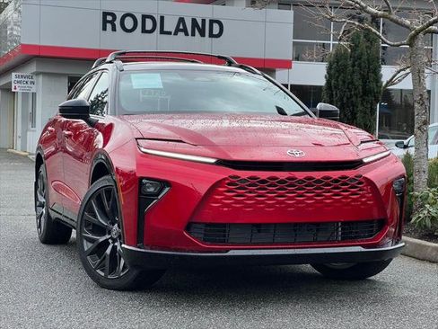 Certified 2026 Toyota Crown Signia w/ Advanced Technology Package image 1