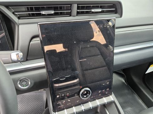 New 2026 GMC Terrain Elevation w/ Elevation Premium Package image 11