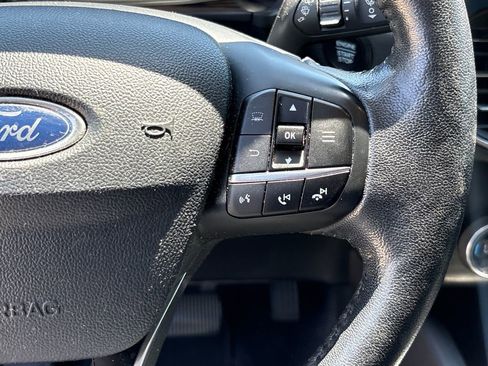 Used 2020 Ford Escape Titanium FWD image 22