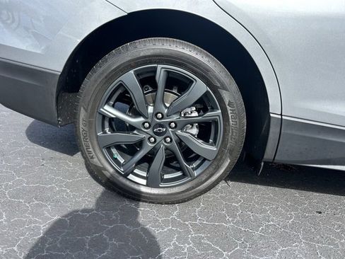 Used 2023 Chevrolet Equinox RS image 7