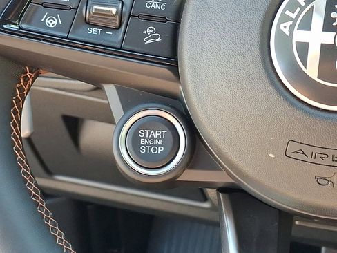 New 2025 Alfa Romeo Stelvio Sprint image 22