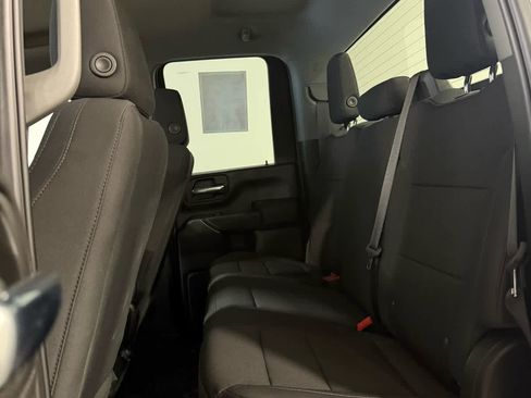 Certified 2024 GMC Sierra 2500 Pro w/ Convenience Package image 15