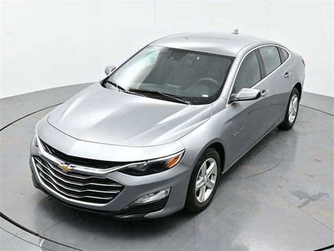 Used 2024 Chevrolet Malibu LT image 34
