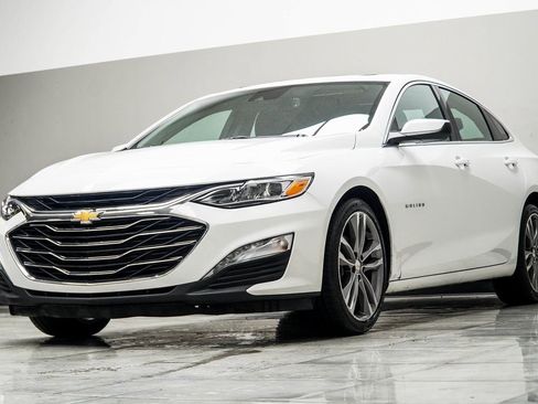 Used 2024 Chevrolet Malibu LT FWD image 8