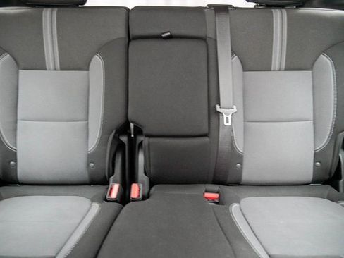 Used 2025 Chevrolet Blazer LT image 25