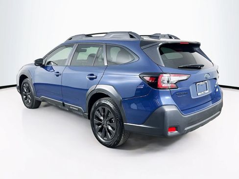Used 2025 Subaru Outback Onyx Edition AWD/4WD image 4