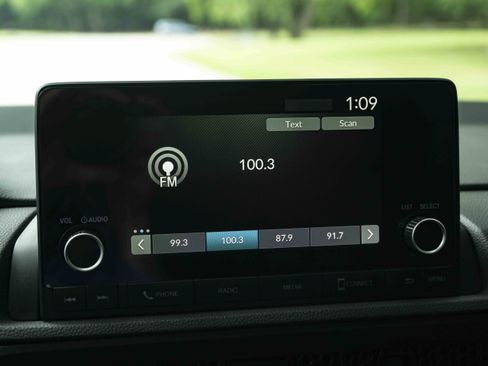 Used 2024 Honda CR-V EX image 29