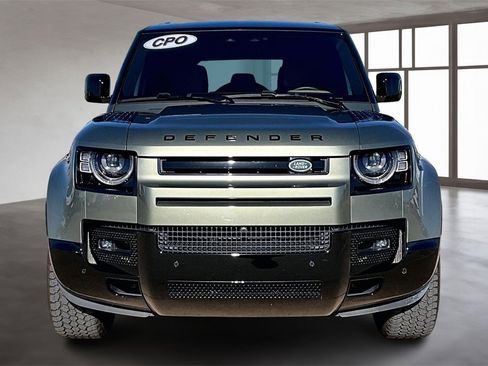 Certified 2025 Land Rover Defender 110 X-Dynamic SE image 3