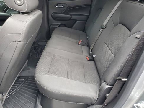 Used 2024 Chevrolet Colorado LT w/ LT Convenience Package image 20