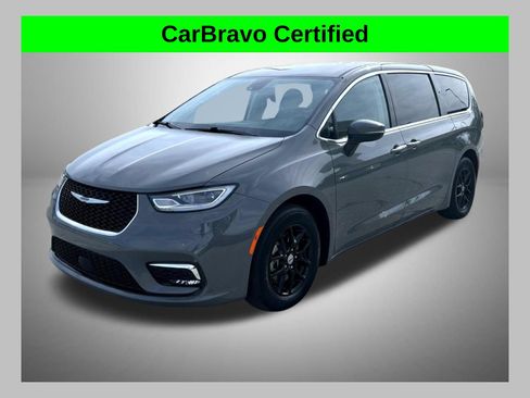 Used 2023 Chrysler Pacifica Touring-L FWD image 1