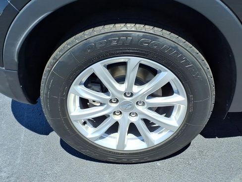 Used 2019 Cadillac XT4 Luxury FWD image 11