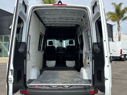 Used 2024 Mercedes-Benz Sprinter 144 Cargo image 20