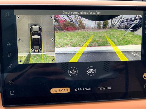 Used 2024 Land Rover Defender 110 V8 image 26