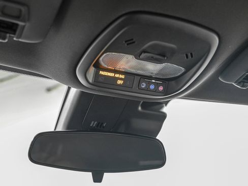 Used 2024 Chevrolet Trax RS image 26