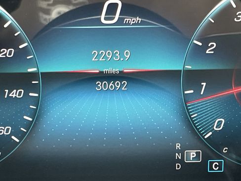 Certified 2022 Mercedes-Benz GLB 250 4MATIC image 25