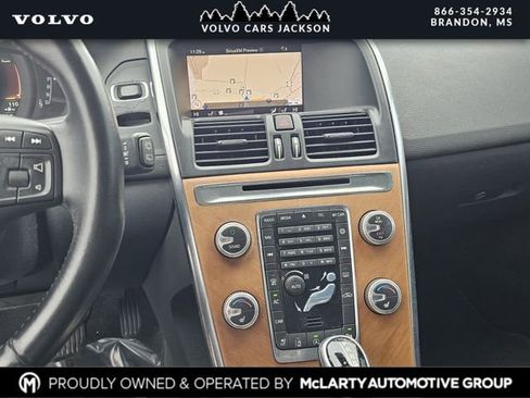 Used 2017 Volvo XC60 T5 Inscription w/ Advanced Package image 9