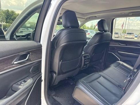 Used 2022 Jeep Grand Cherokee Limited 4xe AWD/4WD image 11