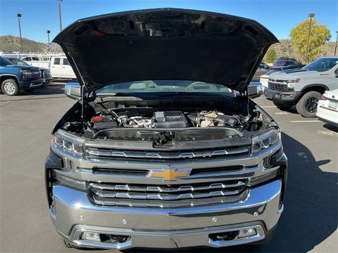 Used 2021 Chevrolet Silverado 1500 LTZ w/ Technology Package image 15