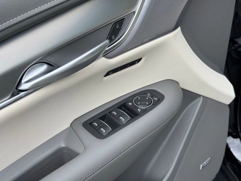 New 2025 Cadillac XT5 Premium Luxury w/ Technology Package image 17