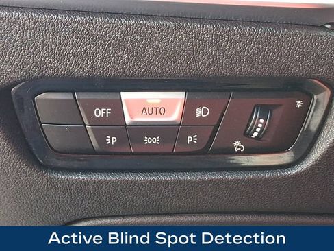 Used 2019 BMW 330i xDrive Sedan w/ Convenience Package AWD/4WD image 9