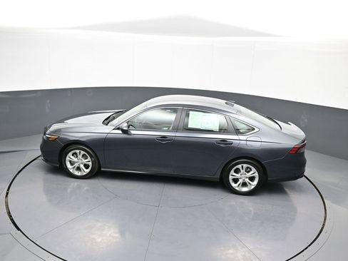 Certified 2023 Honda Accord LX image 40