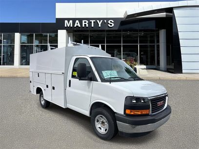 New 2025 GMC Savana 3500 w/ Power Convenience Package
