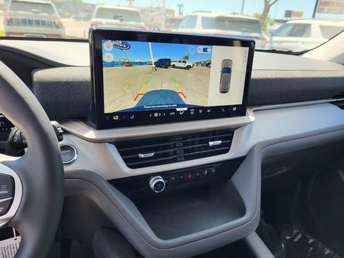 New 2026 Ford Explorer Active image 13