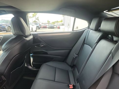 Used 2024 Lexus ES 350 F Sport image 9