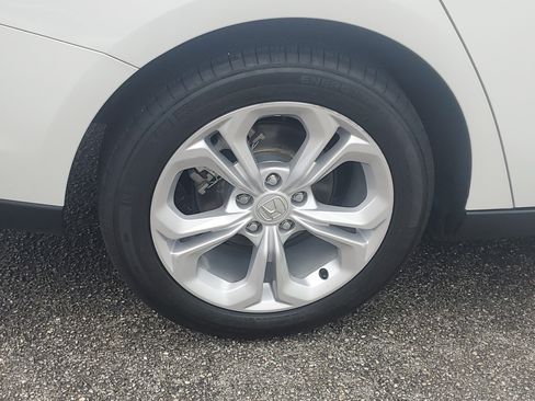 Certified 2025 Honda Accord LX image 8