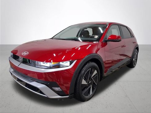 Used 2026 Hyundai Ioniq 5 SEL AWD/4WD image 2