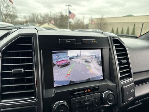 Used 2020 Ford F150 XLT w/ Equipment Group 302A Luxury AWD/4WD image 35