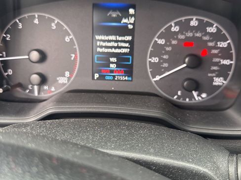 Used 2023 Toyota Corolla Cross LE image 7