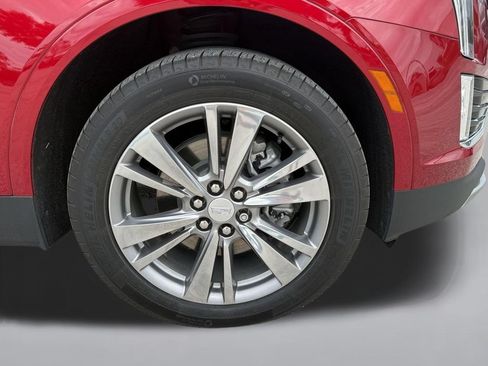 Used 2024 Cadillac XT5 Premium Luxury FWD image 10