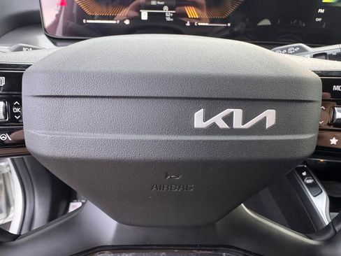 New 2026 Kia Sorento S w/ S Panoramic Sunroof Package FWD image 17