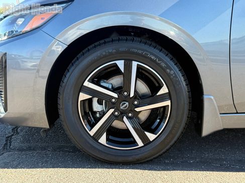 Used 2024 Nissan Sentra SV image 10