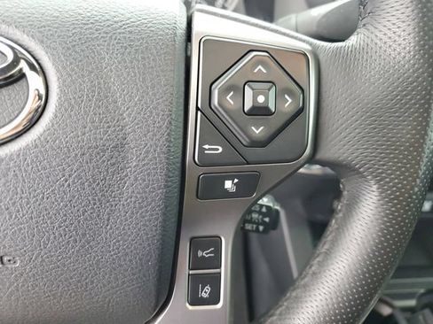 Used 2019 Toyota Tacoma Limited RWD image 22