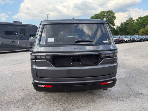 New 2026 Jeep Grand Wagoneer Limited AWD/4WD image 5