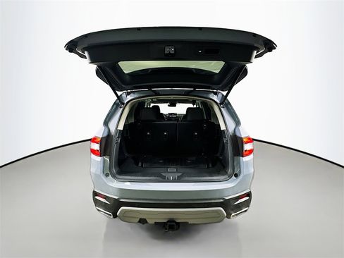 Used 2025 Honda Pilot Touring image 37