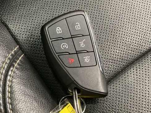 Used 2021 GMC Yukon XL SLT w/ SLT Luxury Plus Package image 27